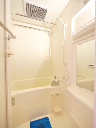 レジディア新横浜の物件内観写真